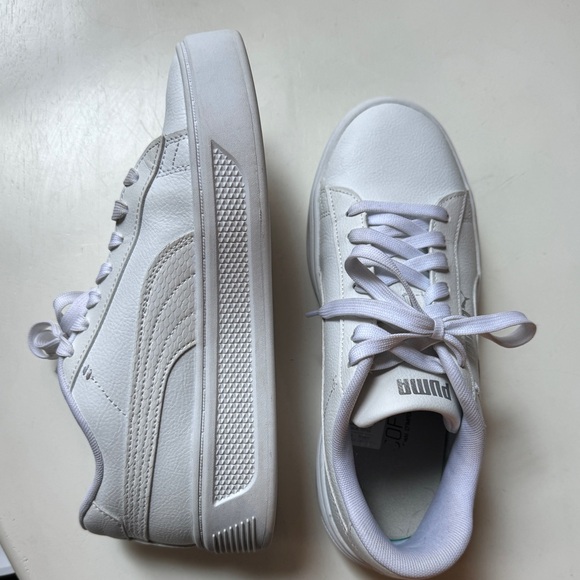 Platform Puma Sneaker - Picture 7 of 7